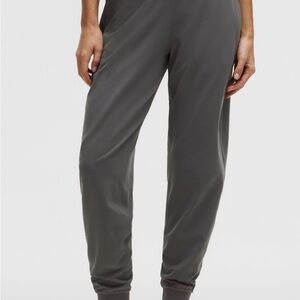 lululemon Align™ High-Rise
Jogger Regular size 10 Graphite Grey